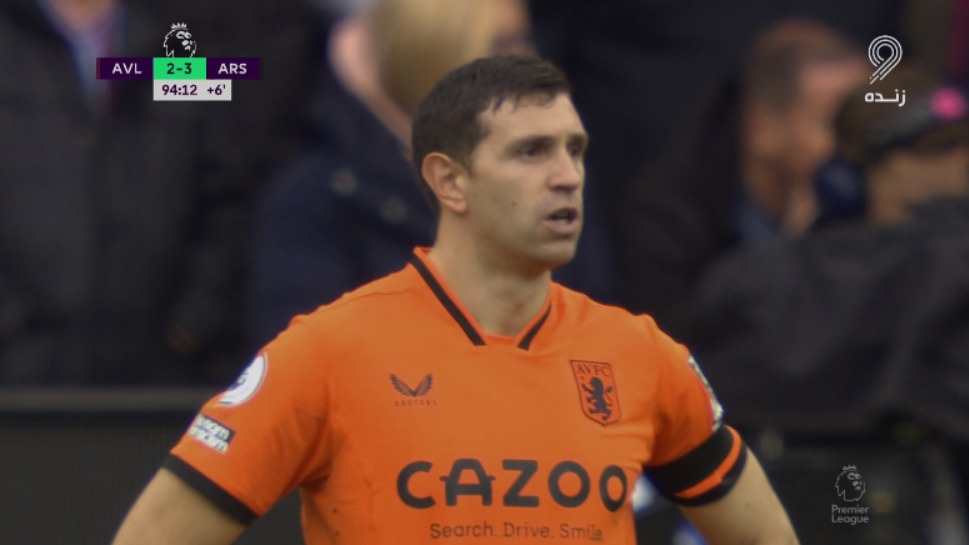 گل سوم آرسنال به استون ویلا (گل به خودی امیلیانو مارتینز)