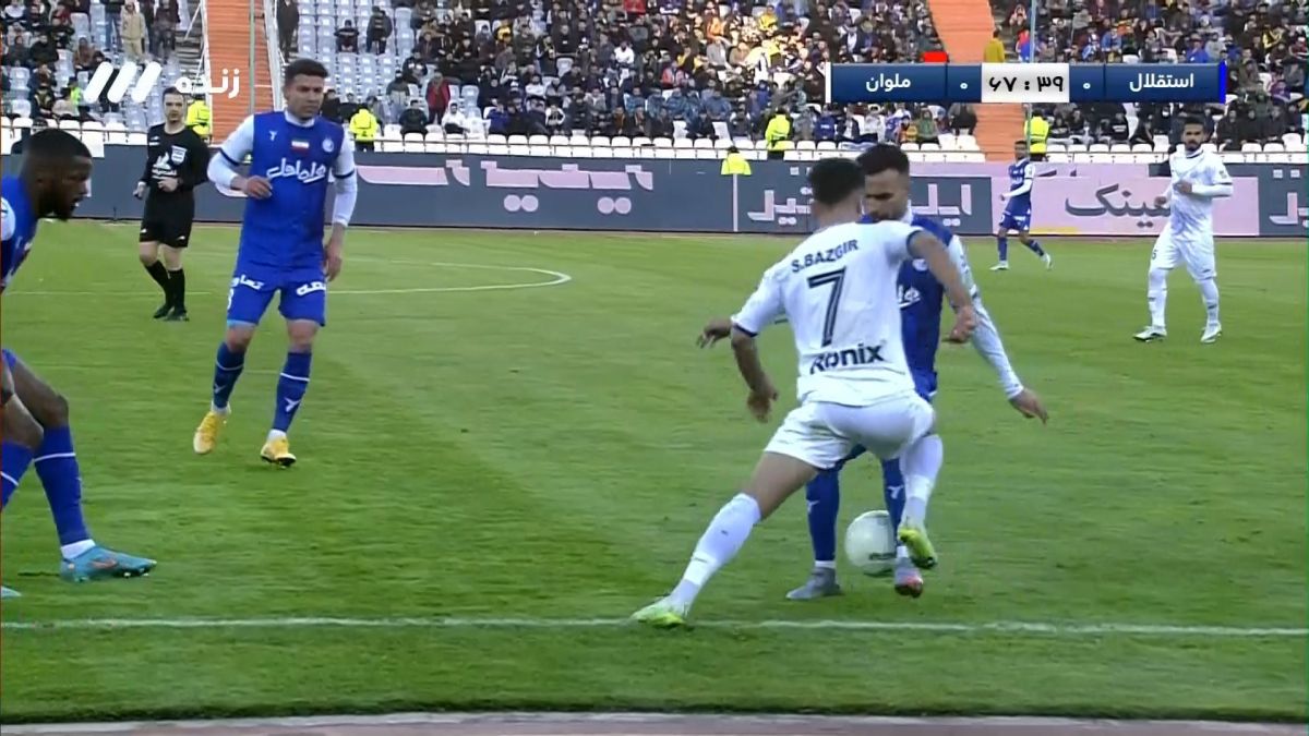 لایی نابودکننده بازگیر به ارسلان مطهری مهاجم استقلال