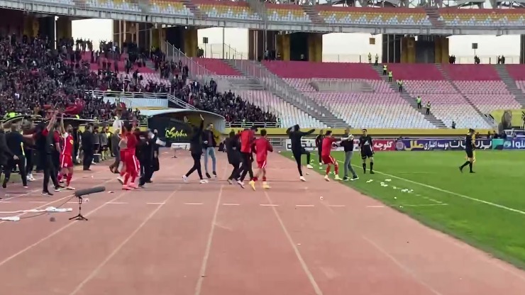 اختصاصی/ لحظه پایان بازی سپاهان و پرسپولیس