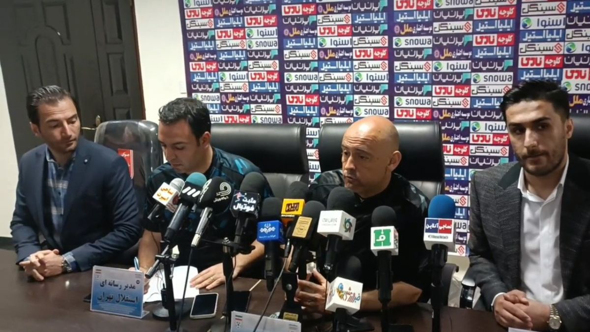 اختصاصی/ کنفرانس خبری ماتا پس از تساوی استقلال مقابل نساجی