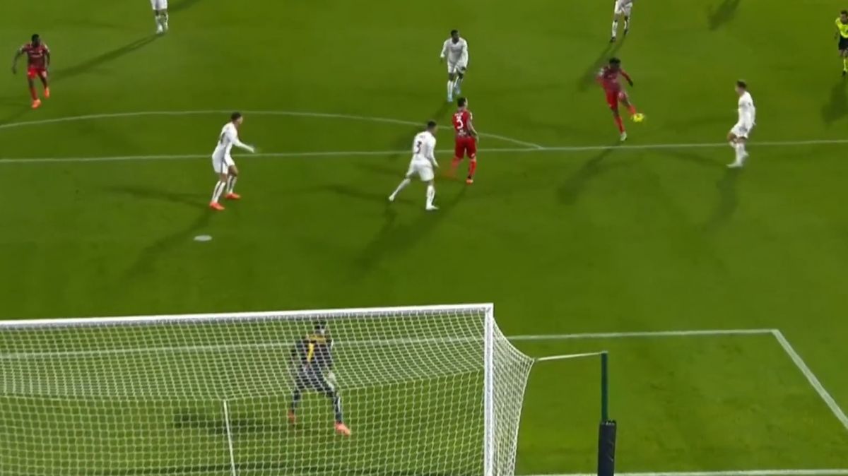 گل اول کرمونزه به رم (گل زیبای فرانک)