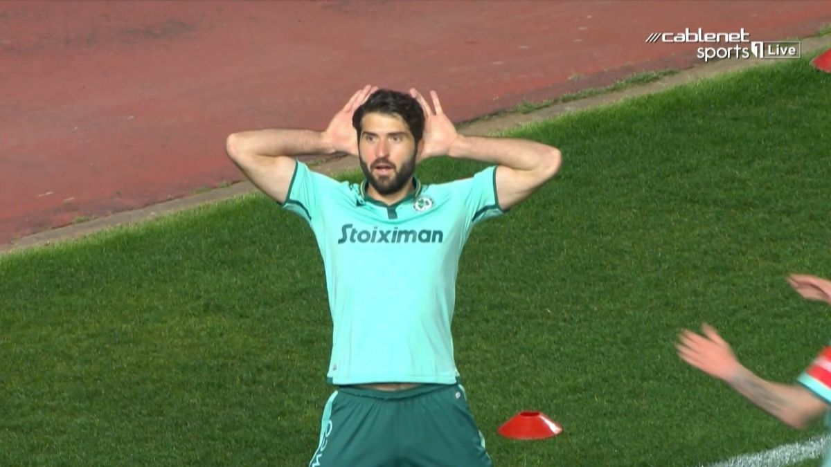 گل اول اومانیا به آپوئل (کریم انصاری فرد)