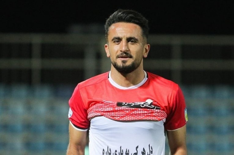 غیب مدافع تراکتور در تمرین باتماشاگر تراکتور