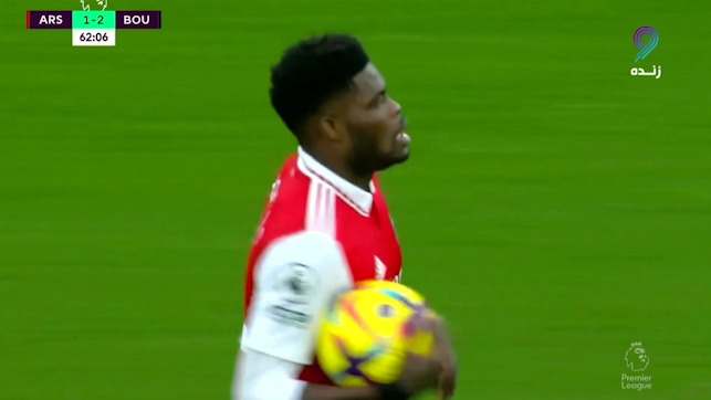 گل اول آرسنال به بورنموث (توماس پارتی)