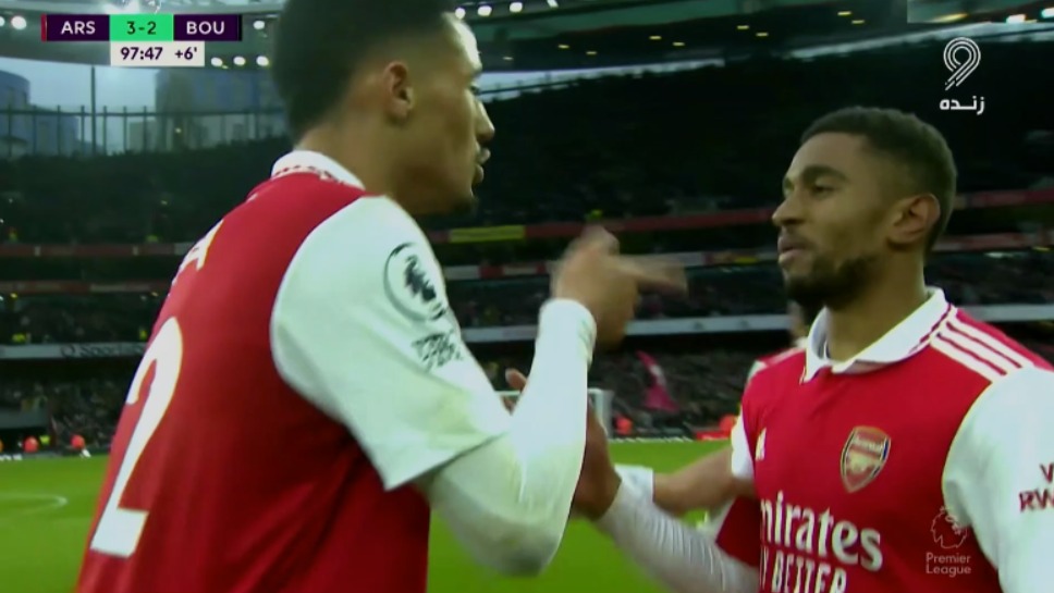 گل سوم آرسنال به بورنموث (نلسون در دقیقه 97)