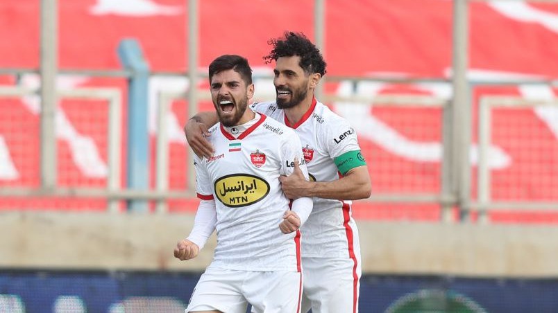 گل اول پرسپولیس به تراکتور (عمری)