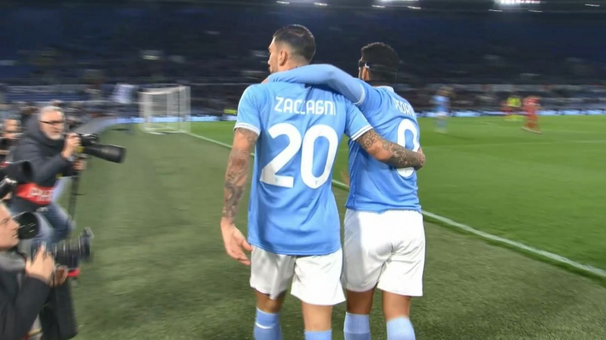 گل اول لاتزیو به آلکمار (پدرو)