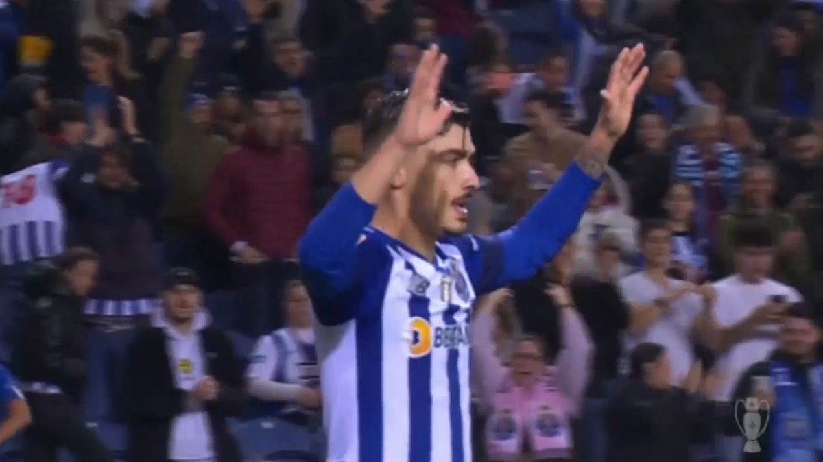 گل دوم پورتو به استوریل پرایا (فرانکو)