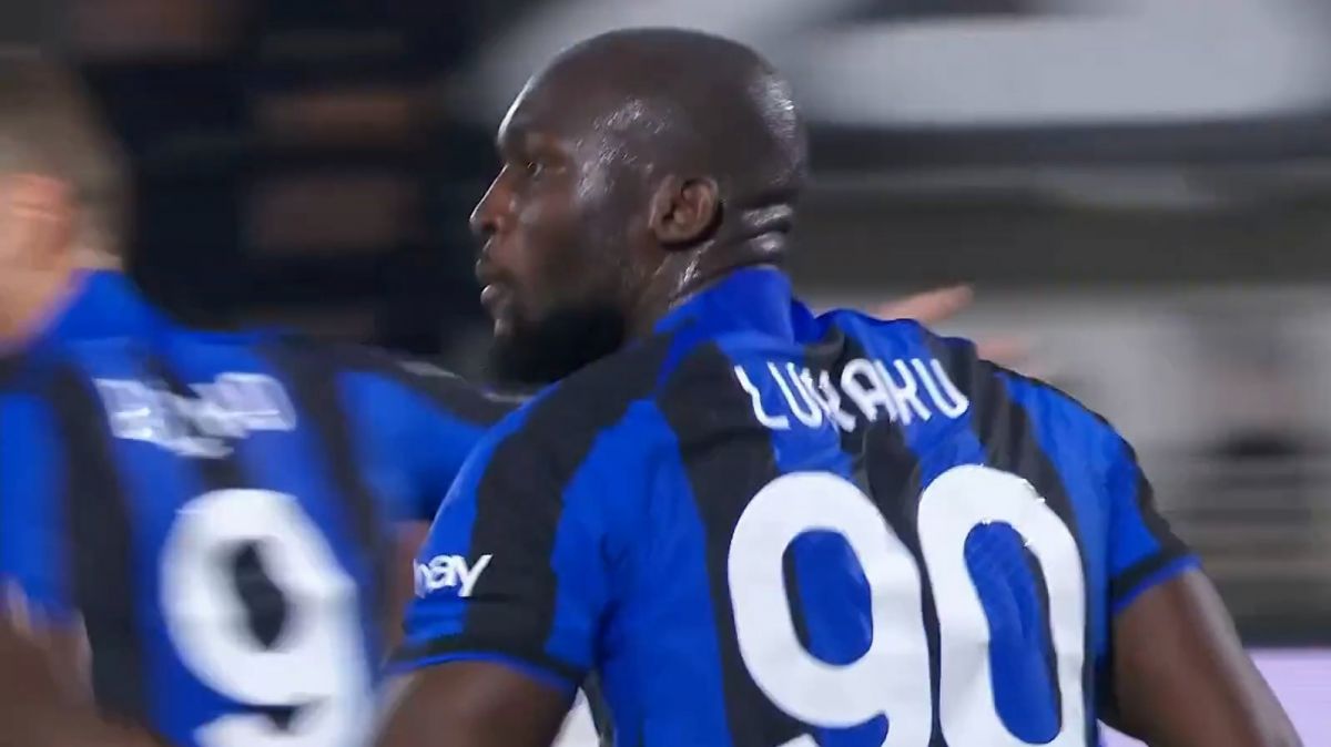 گل اول اینتر به اسپتزیا (لوکاکو)