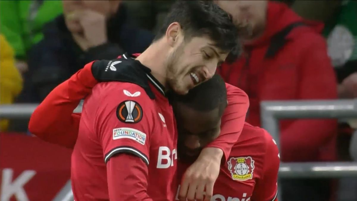 گل اول بایر لورکوزن به فرانس واروش (دیابی)