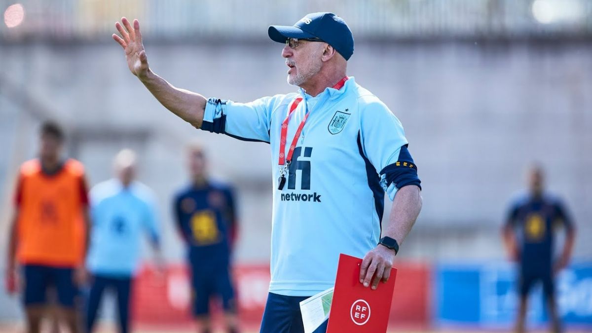 حضور لوییس دلا فوئنته سرمربی جدید اسپانیا در تمرین این تیم