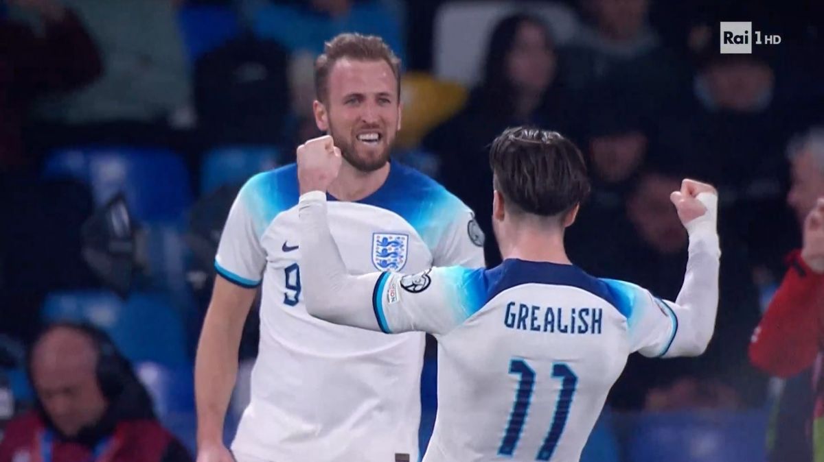 گل دوم انگلیس به ایتالیا (هری کین - پنالتی)