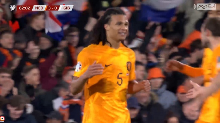 گل سوم هلند به جبل الطارق (دبل ناتان آکه)