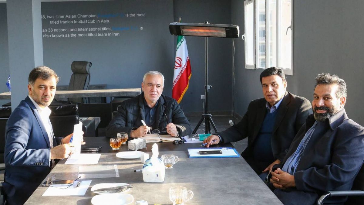 هیات مدیره استقلال درخواست جلسه فوری کرد