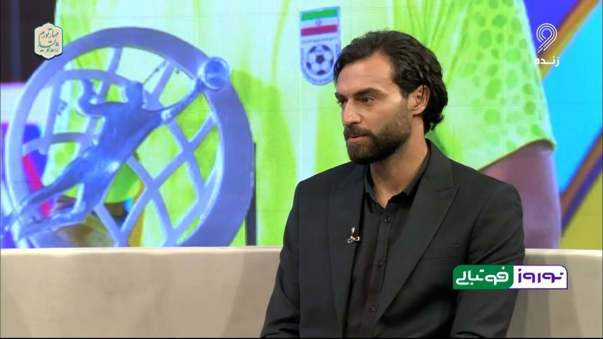 نوروز فوتبالی/ امیرحسین اکبری: پس از قهرمانی تیم ملی فوتبال ساحلی پاداشی دریافت نکردیم و گفتند خزانه فدراسیون خالی است