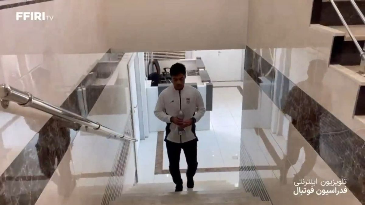 همراه با جام رقابت های قهرمانی فوتبال ساحلی آسیا از پاتایا تا مرکز ملی فوتبال