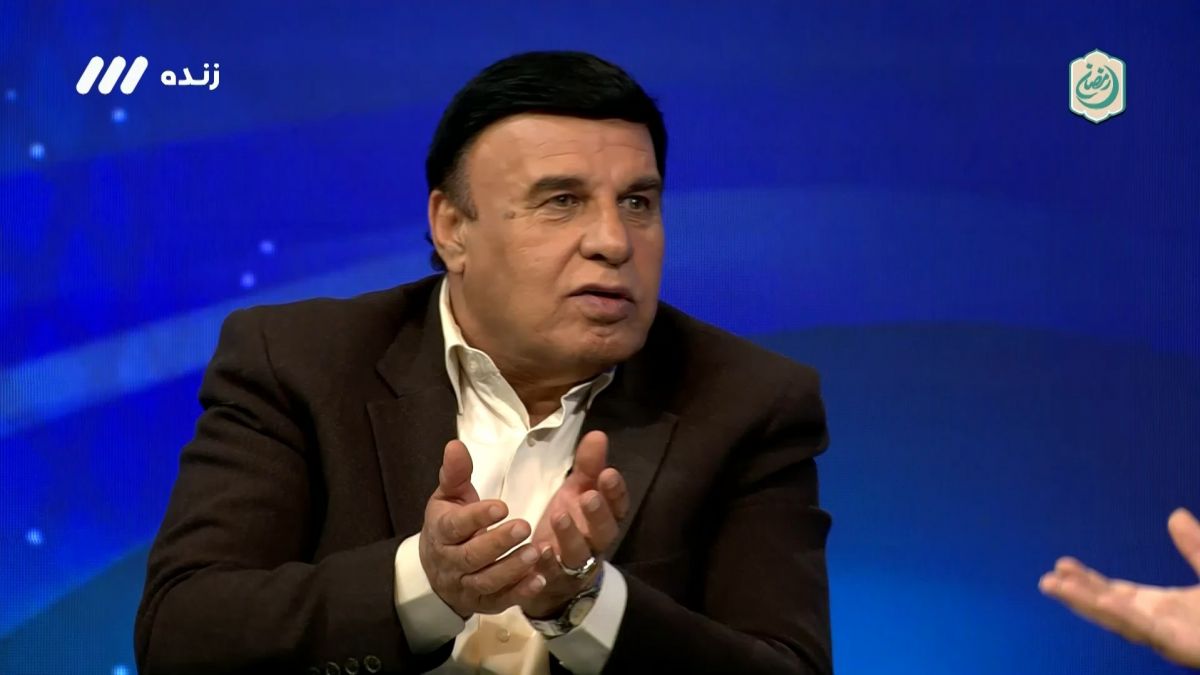 فوتبال برتر/  پرویز مظلومی خطاب به قربان زاده: شرکت های زیان‌ده مثل باشگاه استقلال نمی توانند وارد بورس شوند/ قربان زاده: باشگاه شما وارد فرابورس شده است و با بورس فرق دارد، فرابورس برای خریدار افشا می کند که شرکت زیان ‌ده است