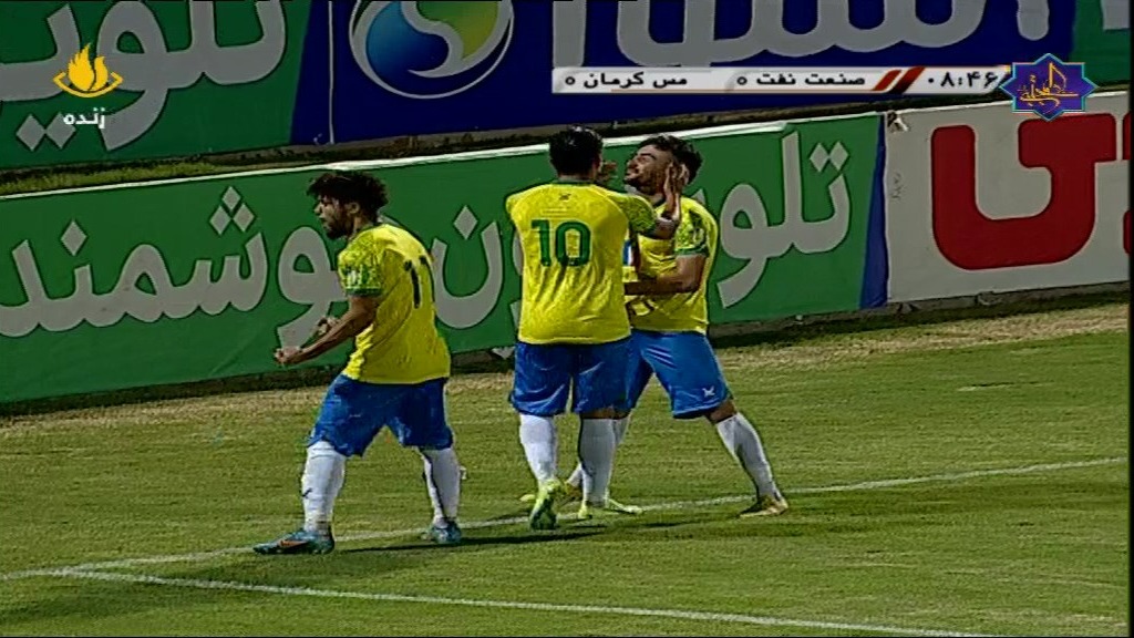 گل اول صنعت نفت آبادان به مس کرمان (مهدی ممی زاده)