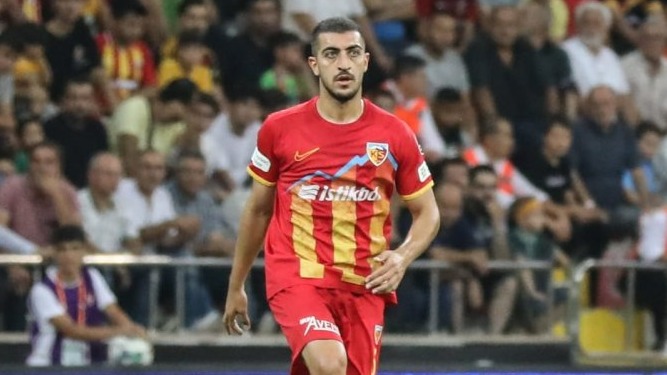 عملکرد مجید حسینی در بازی فنرباغچه 4-1 کایسری اسپور