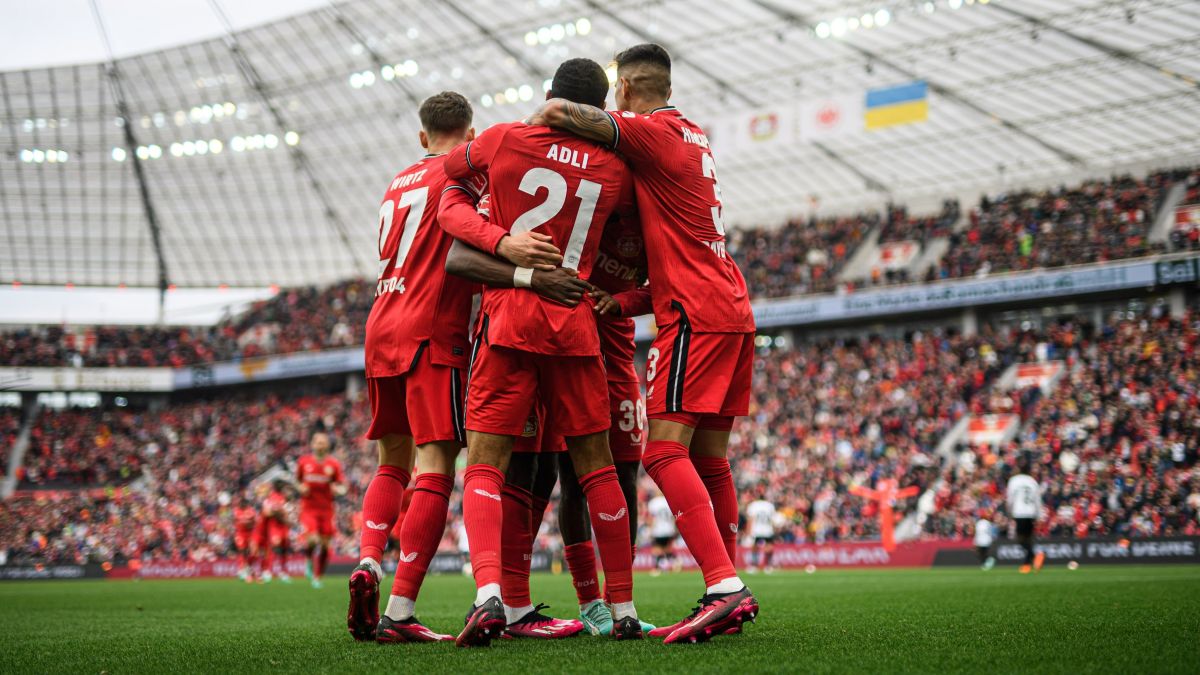 خلاصه بازی بایر لورکوزن 3-1 اینتراخت فرانکفورت (گلزنی آزمون)