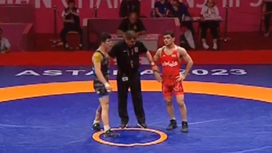 کشتی فرنگی قهرمانی آسیا/ کسب مدال طلا توسط ایمان محمدی با برتری مقابل رقیب ازبک