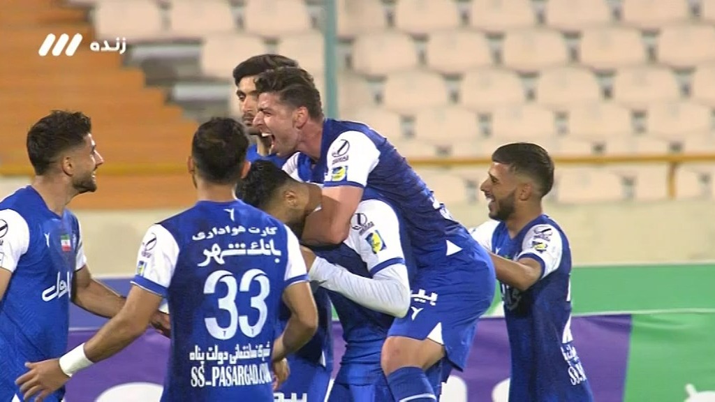 گل سوم استقلال به هوادار (دبل محمد محبی - پنالتی)