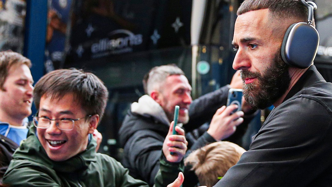 ورود بازیکنان چلسی و رئال مادرید به استمفورد بریج