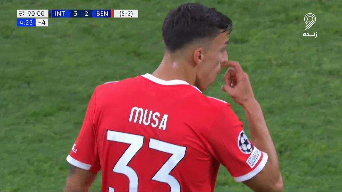 گل سوم بنفیکا به اینتر (موسی)