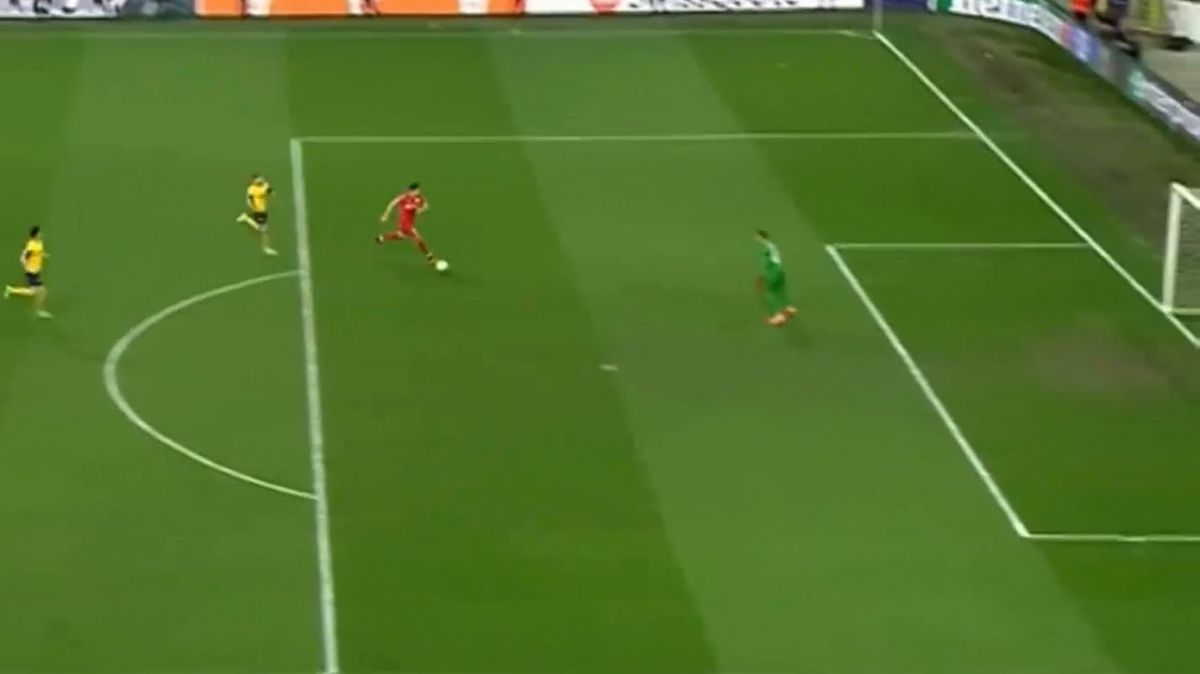 موقعیت سوزی عجیب و باورنکردنی سردار آزمون مقابل سن ژیلواز