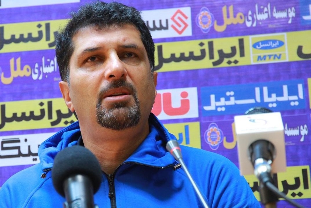 حسینی: خوشحالم بار دیگر هواداران تراکتور را می‌بینم/ امیدوارم داور تحت تاثیر جو ورزشگاه قرار نگیرد