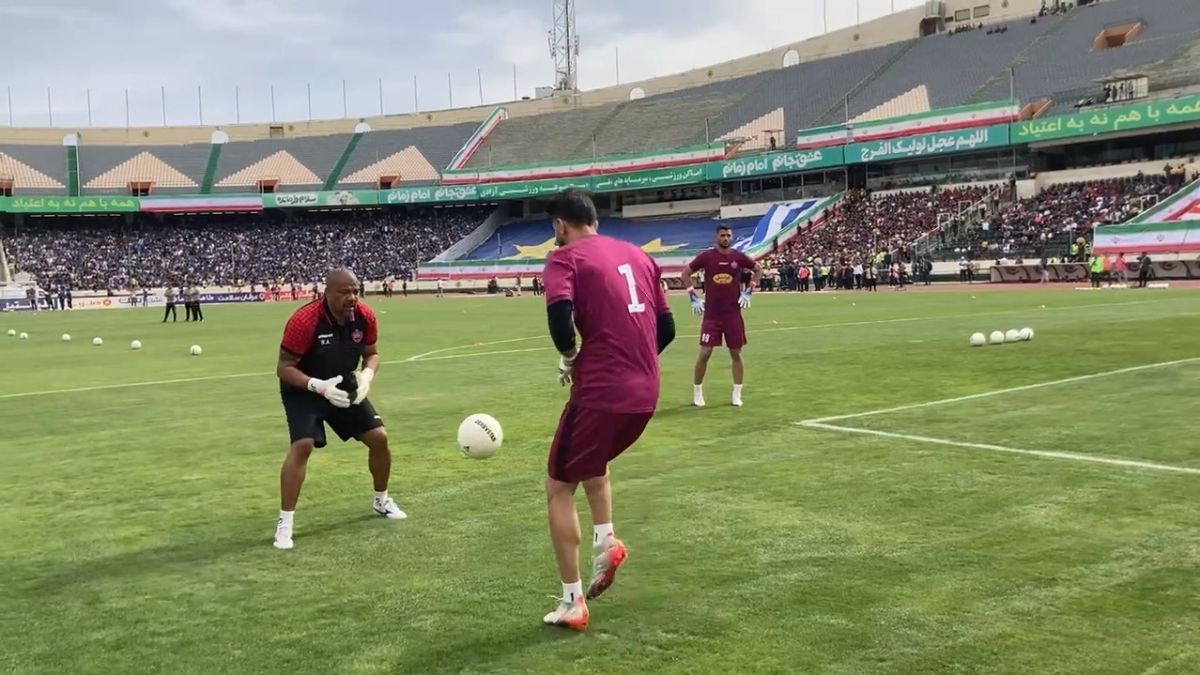 اختصاصی/ گرم کردن بازیکنان پرسپولیس پیش از تقابل با استقلال