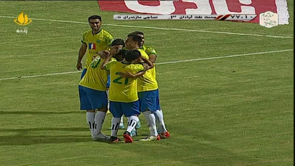 گل سوم صنعت نفت آبادان به نساجی (هت تریک طالب ریکانی)