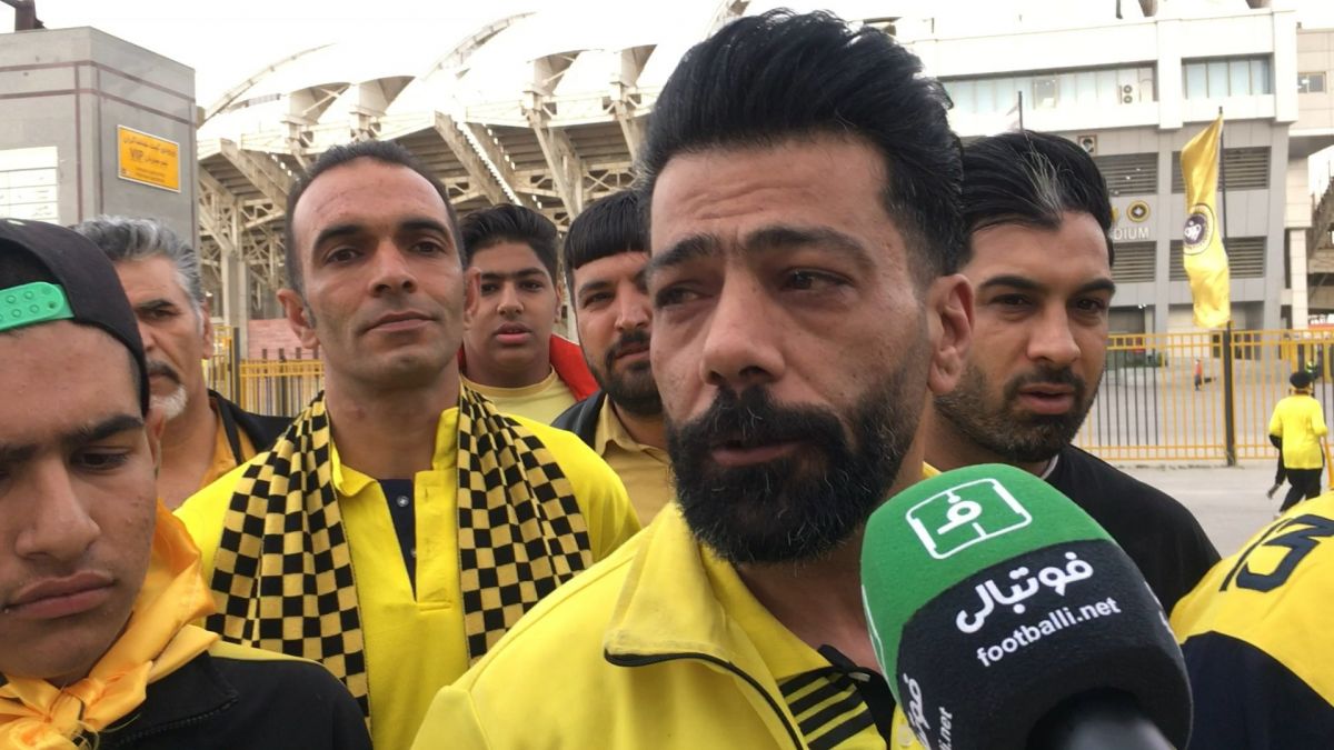 اختصاصی/ گفت و گو با هوادار ملوان و سپاهان قبل از شروع بازی