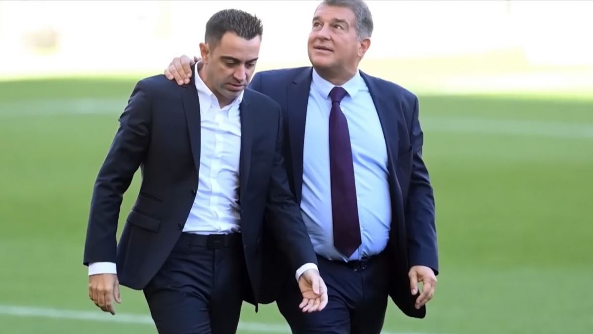 بارسلونا و حراج بازیکنان برای بازگشت لیونل مسی