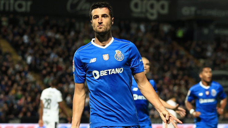 خلاصه بازی فامالیسائو 1 -2 پورتو