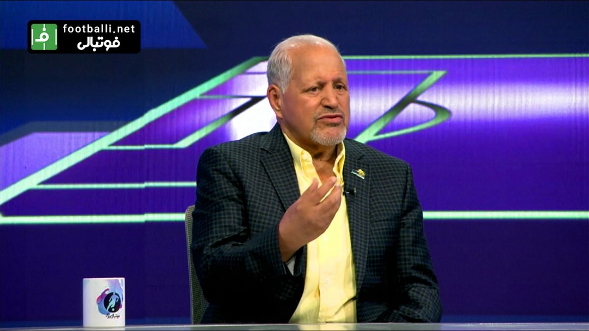 فوتبال برتر/ محمد فنایی: نحوه چیدمان داوری ما غلط است