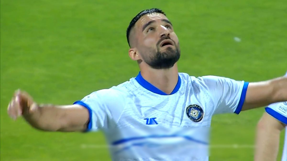 دبل مهرداد محمدی برای السیلیه