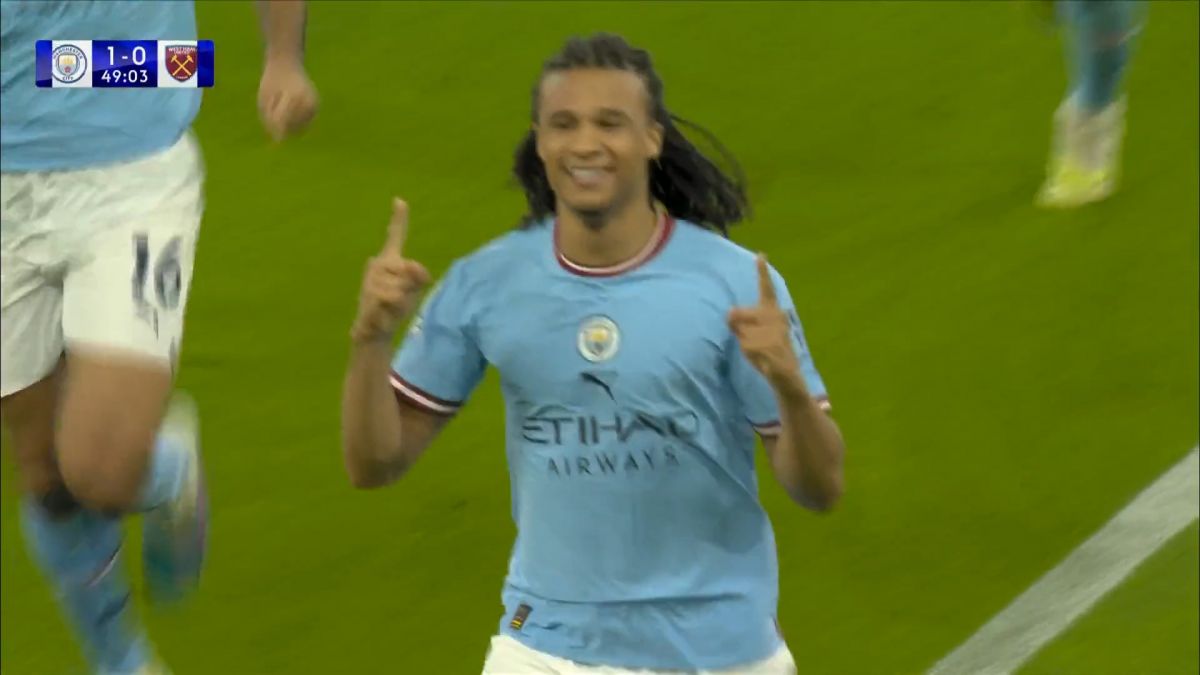 گل اول منچسترسیتی به وستهام  (ناتان آکه)