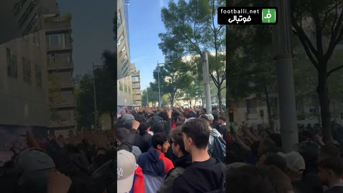 شعار هواداران پاری سن ژرمن: مسی را بیرون کنید