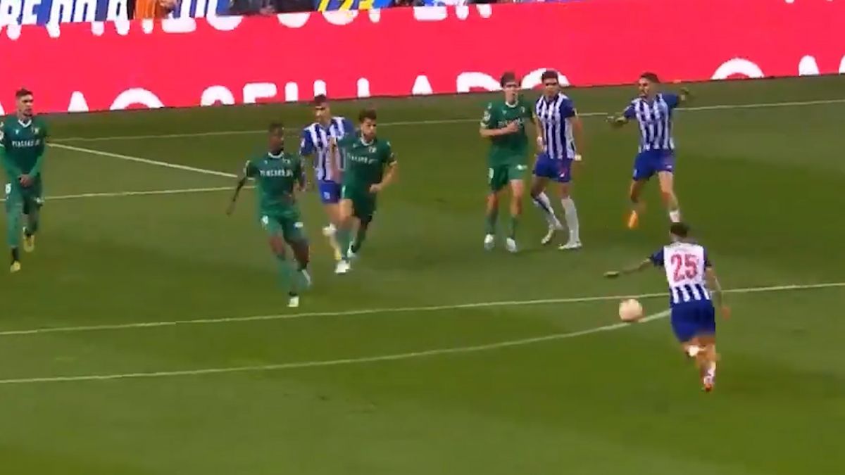 سوپرگل اوتاویو برای پورتو مقابل فامالیسائو