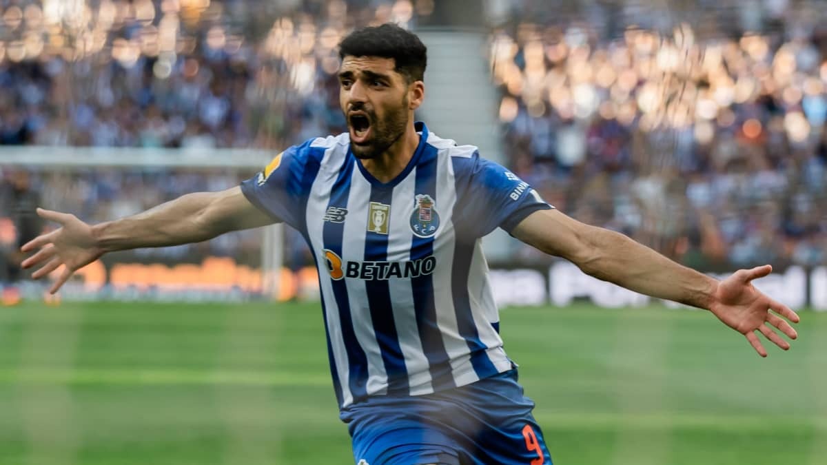 خلاصه بازی پورتو 3 -2 فامالیسائو