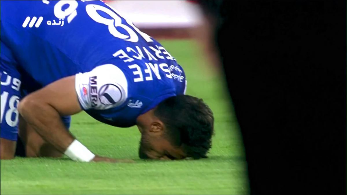 گل اول استقلال به صنعت نفت آبادان (پیمان بابایی - پنالتی)