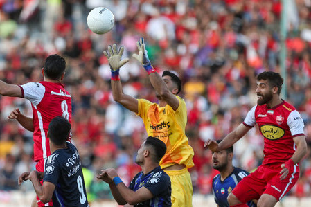 ابهام در قراردادهای پرسپولیس