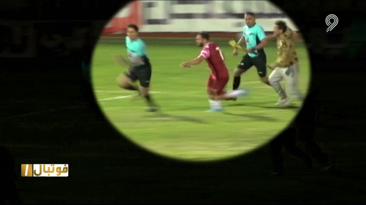 فوتبال یک/ حمله باورنکردنی به داور بازی فجرسپاسی - شهرداری همدان