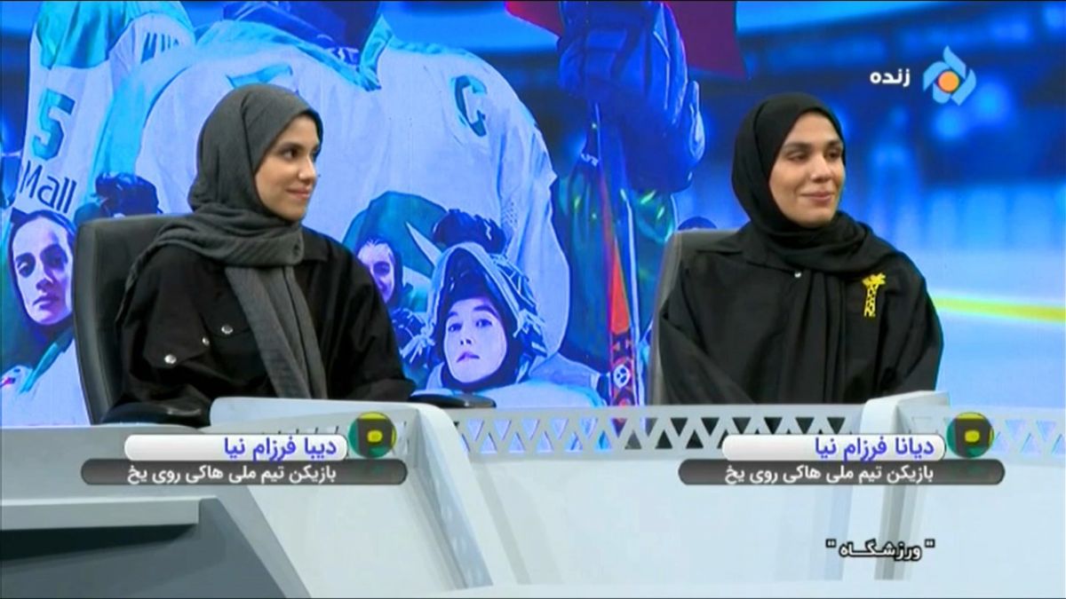 فرزام نیا بازیکن هاکی روی یخ ایران: تیم جوانی داریم و در فینال به تجربه تیم مقابل باختیم