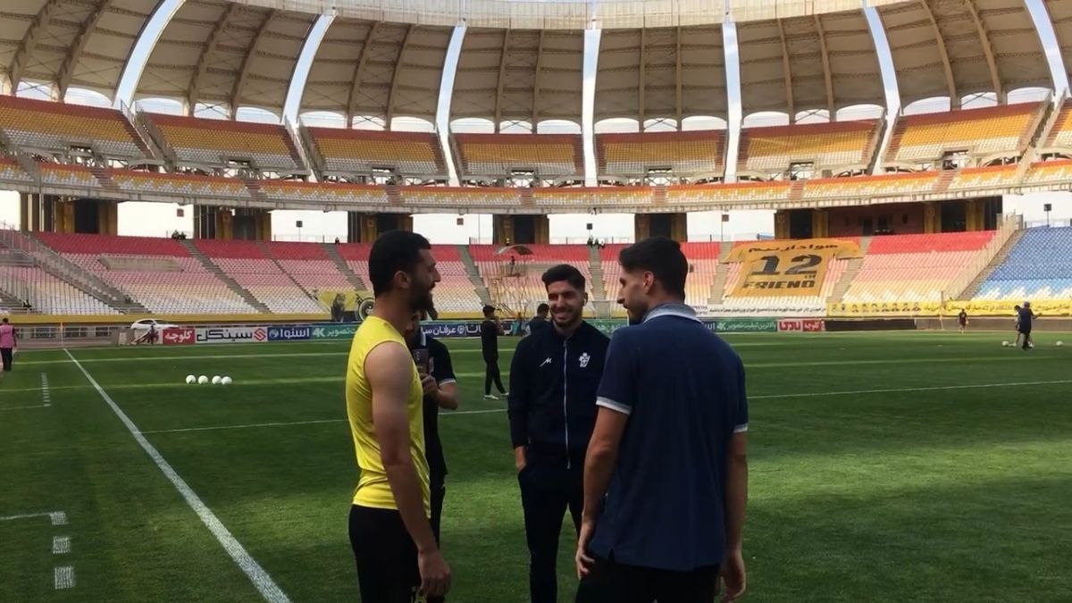 اختصاصی/ خوش‌و بش محمد دانشگر با بازیکنان پیکان