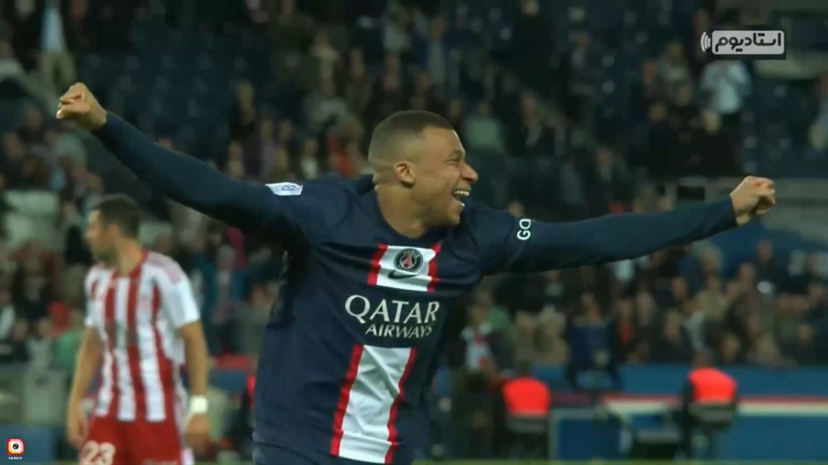 گل سوم پاری سن ژرمن به آژاکسیو (کیلیان امباپه)