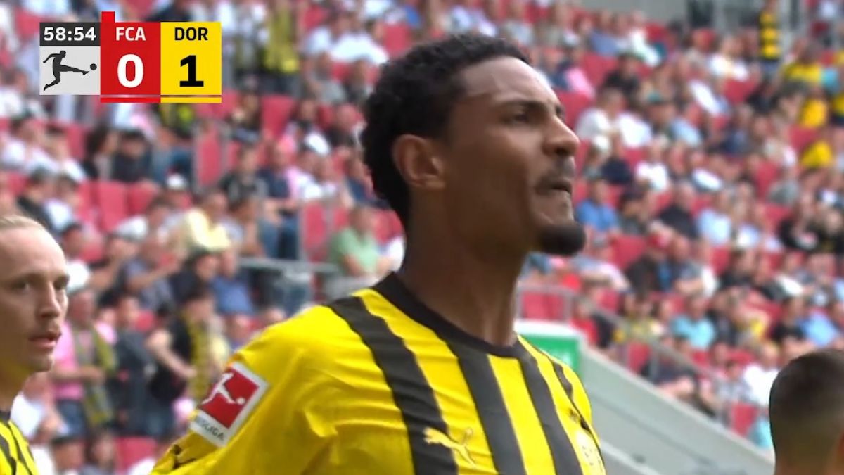 گل اول دورتموند به آگزبورگ (هالر)