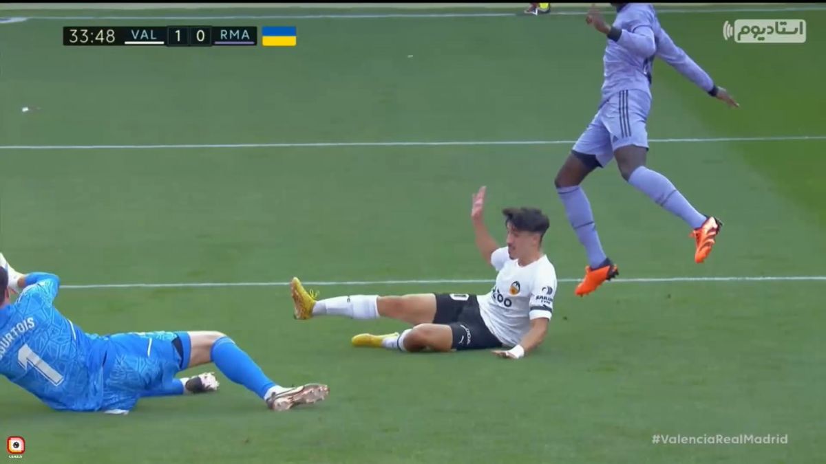 گل اول والنسیا به رئال مادرید (لوپز)