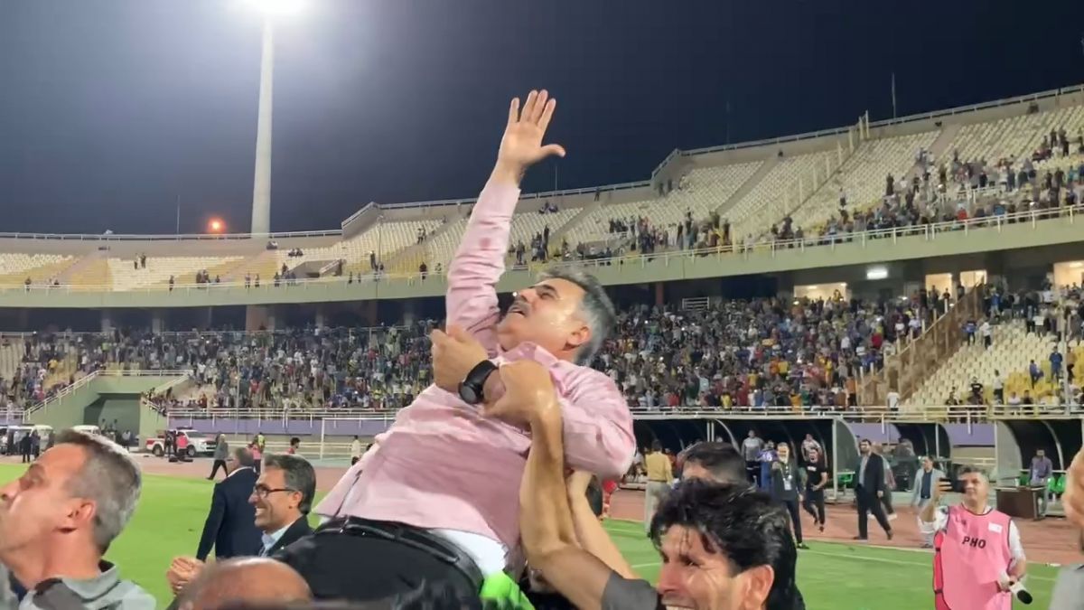 جشن صعود استقلال خوزستان به لیگ برتر ایران